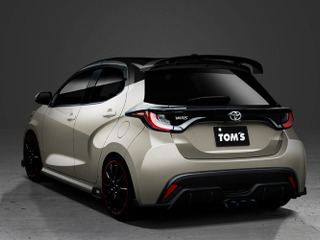 トムス、ヤリス用スタイリングパーツ&エキゾーストシステムなど発売へ 画像