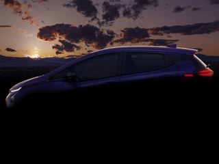 シボレー ボルト EV 次期型、派生電動SUVも設定…2021年から生産 画像