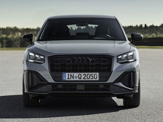 アウディ Q2 に改良新型、表情変化…欧州発表 画像