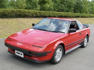 トヨタの新型ミドシップスポーツは1000万円級 開発計画が発覚 画像