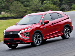 【三菱 エクリプスクロス PHEV 新型試乗】アウトランダーPHEVと比較して見えた「持ち味」とは…御堀直嗣 画像