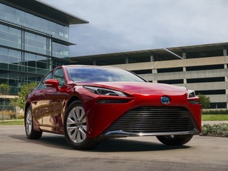 トヨタ ミライ 新型、燃料電池システムを一新…12月に米国発売 画像