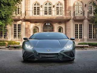 ランボルギーニ ウラカン を10ドルで獲得? レディ・ガガの最新ミュージックビデオに起用された1台 画像