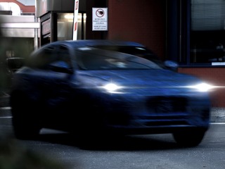 マセラティの新型SUV『グレカーレ』、プロトタイプの写真 画像