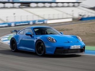 ポルシェ 911GT3 新型、300km/hで5000kmを連続走行…開発テスト 納車は欧州で5月から 画像