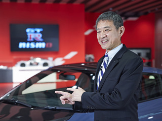 日産、新色採用の『GT-R NISMO』2022年モデルを公開…マクドナルドと提携しトミカハッピーセットも設定 画像