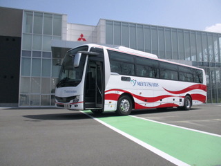 三菱ふそう、大型観光バス『エアロクィーン/エアロエース』折戸仕様車の販売開始 画像