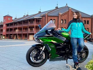 【カワサキ Ninja H2 SX SE+ 試乗】スーパーチャージャーはツアラーにぴったり!…小鳥遊レイラ 画像