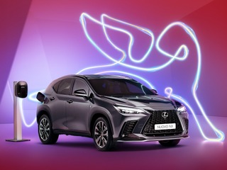レクサス、ヴェネツィア国際映画祭の公式車両に… NX 新型など35台 画像