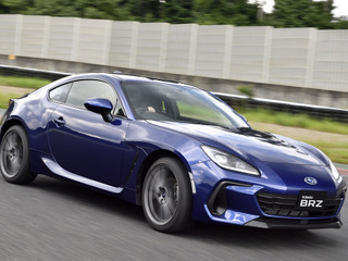 【トヨタ GR 86 & スバル BRZ 新型試乗】“腕”を選ばず楽しめるBRZの挙動に好感…九島辰也 画像