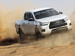 トヨタ ハイラックス、「Z GRスポーツ」を追加…迫力のワイドボディ 画像