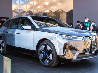 BMW、ボディカラーを変える技術を発表…CES 2022 画像