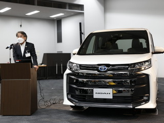 【トヨタ ノア/ヴォクシー 新型】もはや走る忍者屋敷?“からくり”の知恵の数々に「手を尽くした」 画像