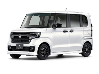 N-BOX 首位奪回、ヤリスとの差はわずか120台---新車販売総合 2021年度車名別 画像