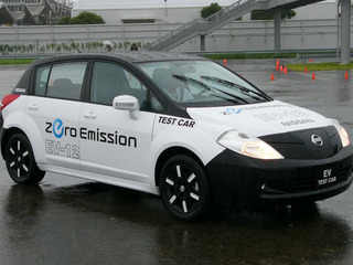 【日産 EVプロトタイプ 試乗】好バランスは専用プラットホームの恩恵…松下宏 画像