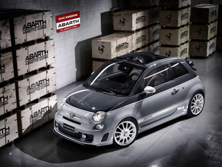 【パリモーターショー10】アバルト 500C に伝統の高性能キット 画像