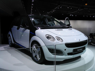 【フランクフルトショー2003速報】スマート『フォアフォア』---軽量ホットハッチ 画像
