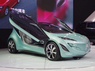 【広州モーターショー10】マツダ SKYACTIV、15年までに中国販売の80%に採用へ 画像