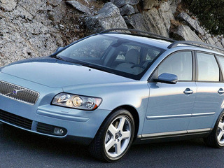 ボルボ『V50』発表---こ、このセンターコンソールは?! 画像