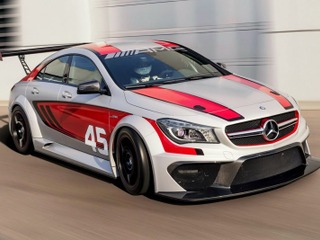 【フランクフルトモーターショー13】メルセデス CLA45AMG にレーサー…モータースポーツに実戦投入へ 画像