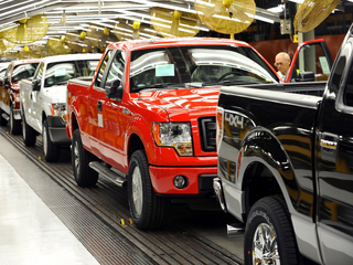 フォードのフルサイズピックアップ、F-150…CNG車の生産を開始 画像