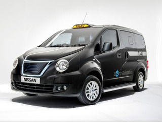 日産 NV200バネットのロンドンタクシー仕様、2015年にEV設定へ…専用グリルが特徴 画像