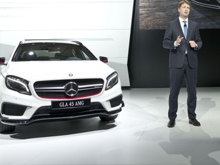 【モスクワモーターショー14】メルセデス GLA に360psの「45 AMG」…ロシア初公開 画像