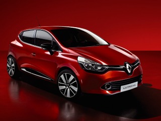 【ジュネーブモーターショー15】ルノー スポール の新型「トロフィー」、正体は ルーテシア 画像