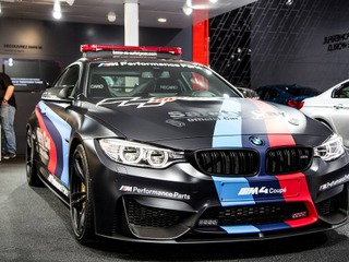 【ジュネーブモーターショー15】BMW M4 、Moto GPセーフティカーに2015年型…レース技術を市販車に 画像