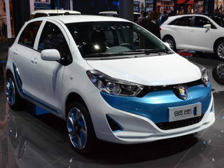 【上海モーターショー15】トヨタ車ベースの自主ブランドEV、2台が2016年に市場投入 画像