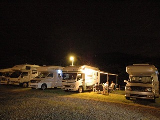 2014年度の国産キャンピングカー出荷台数、4.3%増の4434台…日本RV協会調べ 画像