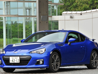 【スバル BRZ 試乗】カドがとれて完成型に近づいた…諸星陽一 画像