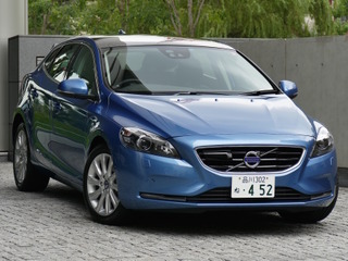【ボルボ V40 T3 試乗】バランス取れたクルマの“波長”が快適…島崎七生人 画像