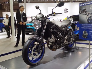 【名古屋モーターショー15】スズキ、海外向けロードバイク SV650 を日本初公開 画像