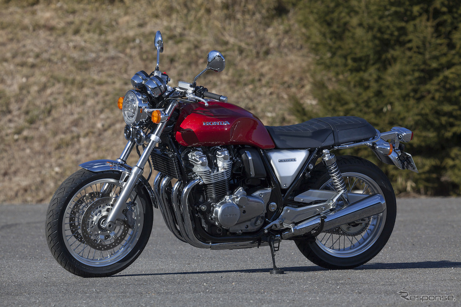 ホンダ Cb1100 新型 触ってみたくなる ハダ のような塗装面 やわらかさ 暖かさを感じる 4枚目の写真 画像 レスポンス Response Jp