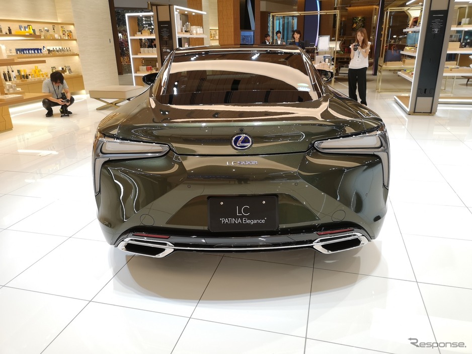 レクサス LC と IS に特別仕様,,,内外装に専用色、専用素材 東京