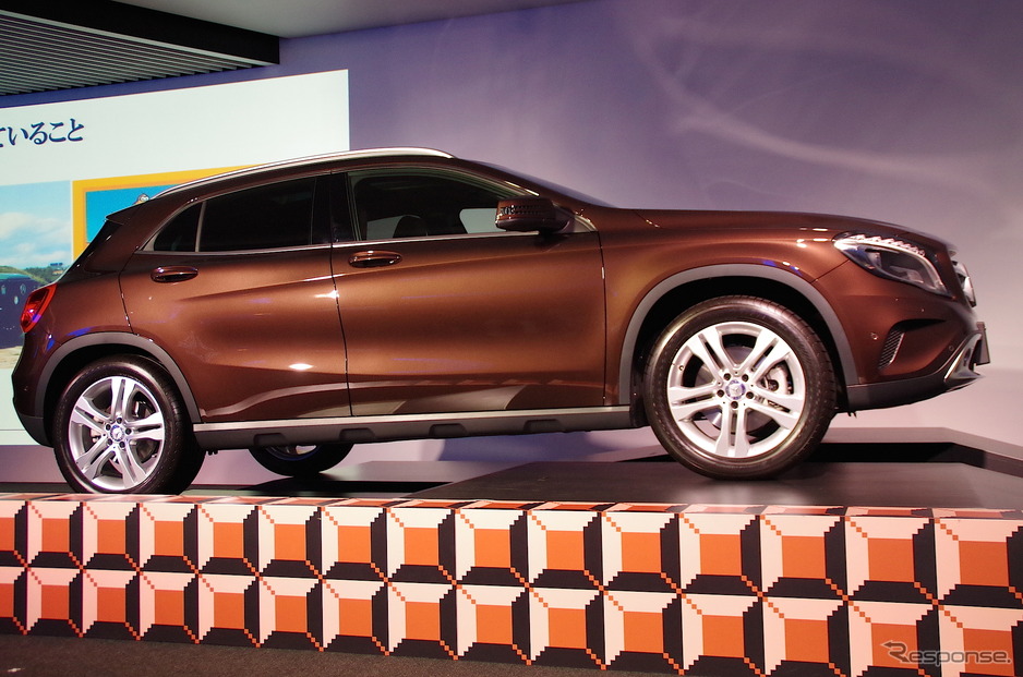 メルセデスベンツ Gla 発表 Glaがマリオの愛車に コラボcm マリオカート大会も 5枚目の写真 画像 レスポンス Response Jp