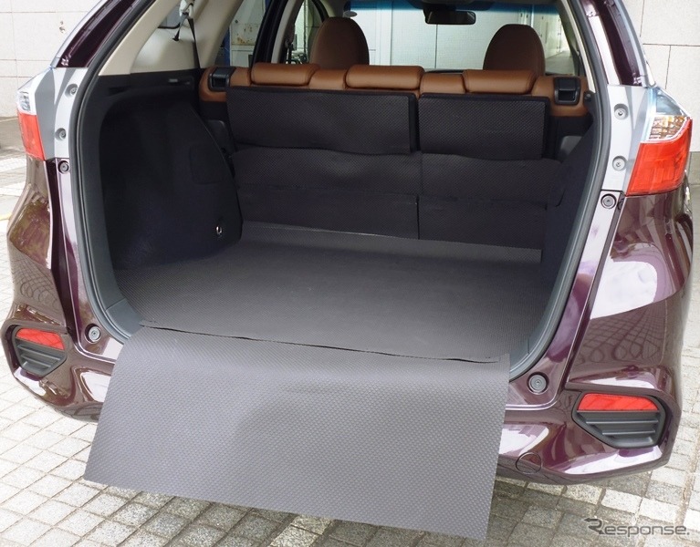 ホンダ シャトル 発売 パッケージング考察 Hvとガソリン車の使い勝手が逆転した 6枚目の写真 画像 レスポンス Response Jp