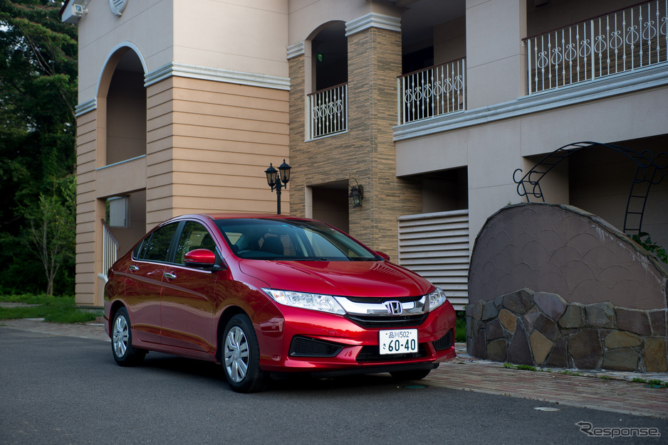 1000以上 グレイス ガソリン 車 無料の車の画像