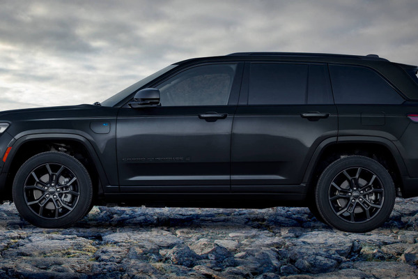 ジープ『グランドチェロキー』466台をリコール、エアコンブロワーモーター不具合で