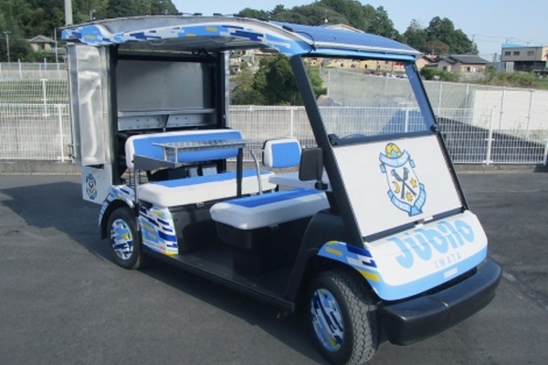 ジュビロ磐田に納入したデータアナリストサポートゴルフカー