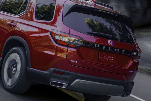 「カッコいいじゃん」内外装を大幅アップデート！ ホンダ『パイロット』改良新型に高評価の声続々