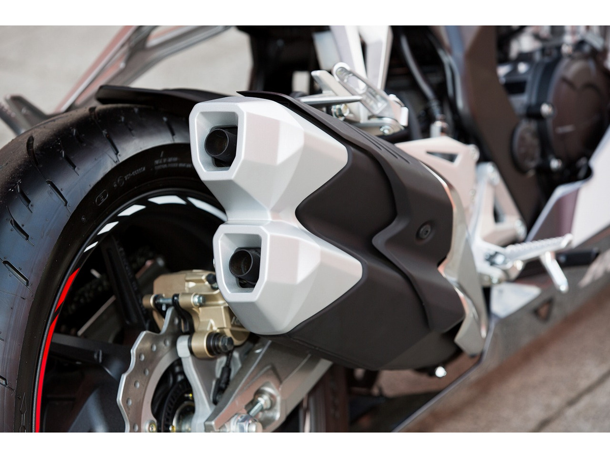 ホンダ Cbr250rr 動画試乗 まさに クラスを超えた スーパークォーター 佐川健太郎 レスポンス Response Jp