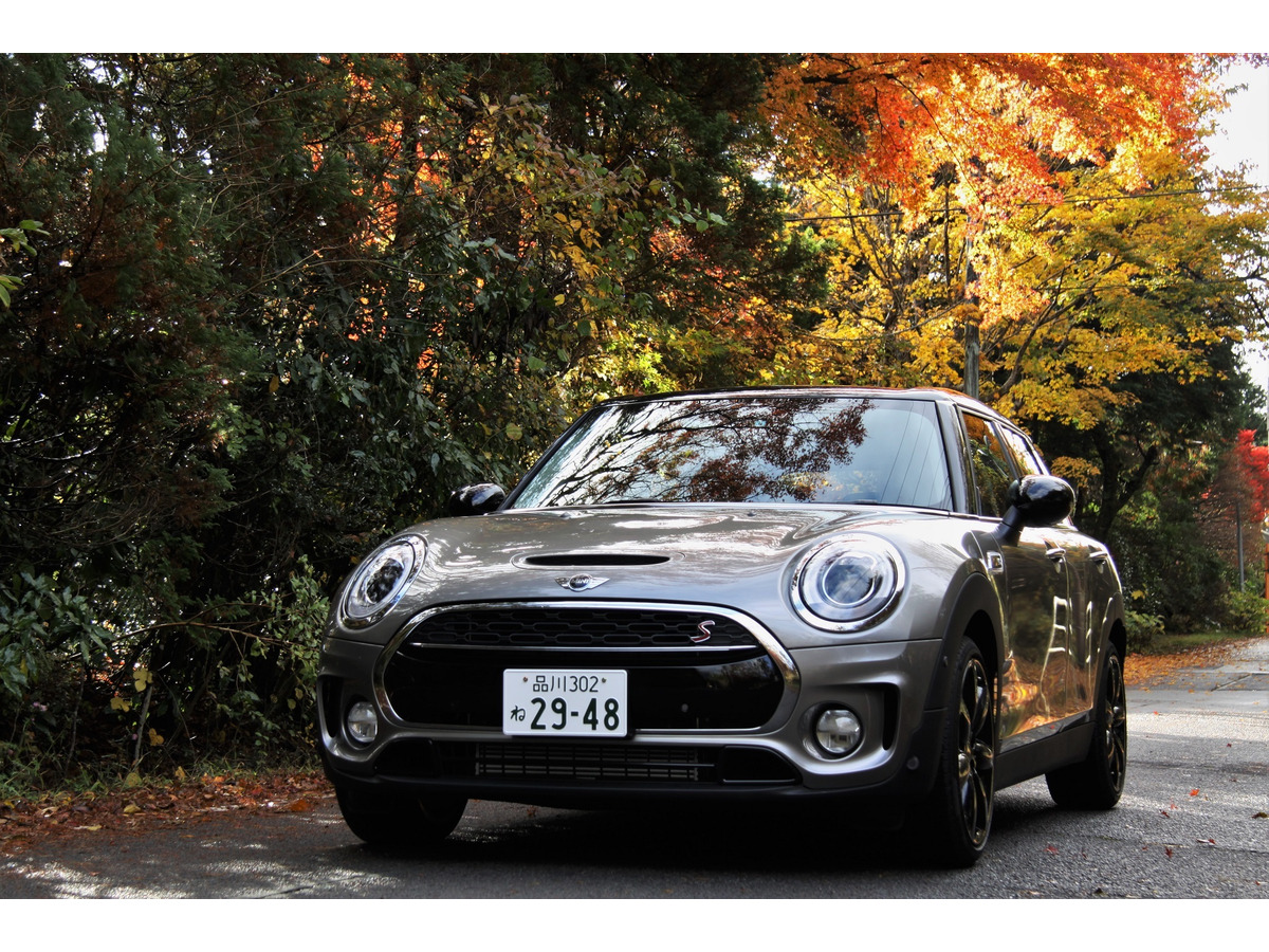Mini クラブマン 新型 専用インテリアを構成する円 楕円 四角 レスポンス Response Jp