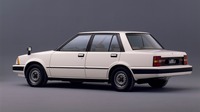 日産オースター