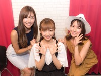 左からMCの美波千夏さん、ゲストの林紗久羅さん、MCの立花サキさん。ファンとの交流は一番の支え（FM秋葉原「サキとちなつのｍy way」に現役RQ林紗久羅登場!!）