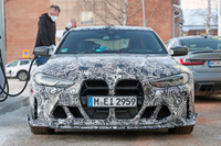 BMW M4 CSL 開発車両（スクープ写真）