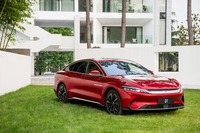 BYDのダイナスティ（王朝）シリーズのミドルサイズセダン『漢 EV』