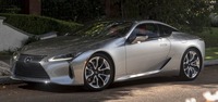 レクサス LC のハイブリッド（北米仕様）