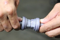 ボルトの六角部（頭部）を22mmから24mmに変更（右が改良後）